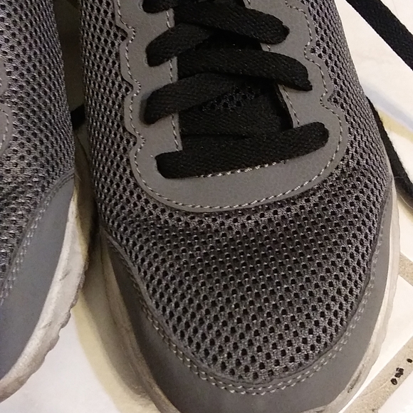 Men's shoes - Picture 10 of 13